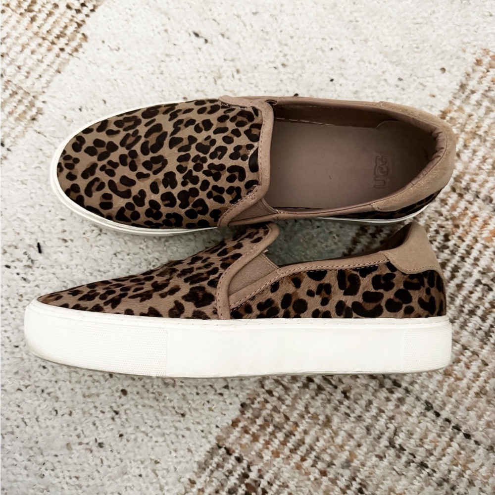 UGG Jass Exotic Leopard Print Calf Hair Slip On Flats Sneakers SZ 10 Shoes - Picture 5 of 6